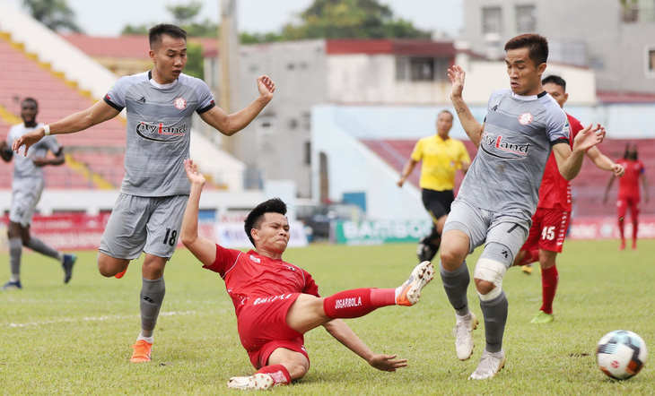 Quả đá panenka lỗi của ngoại binh khiến Hải Phòng bị loại khỏi Cúp quốc gia 2019 - Ảnh 4.