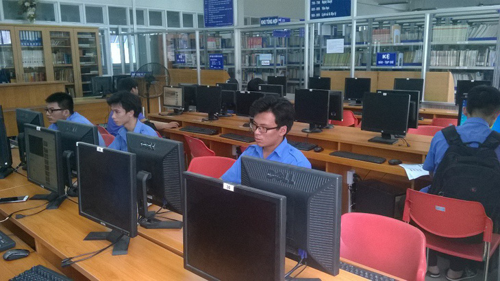 Điểm chuẩn Trường CĐ Kỹ thuật Cao Thắng tăng 1-2 điểm, 2.700 thí sinh trúng tuyển - Ảnh 1.