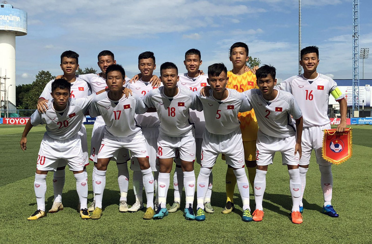 U15 Việt Nam thắng nhọc Singapore, nuôi hi vọng vào bán kết - Ảnh 1.