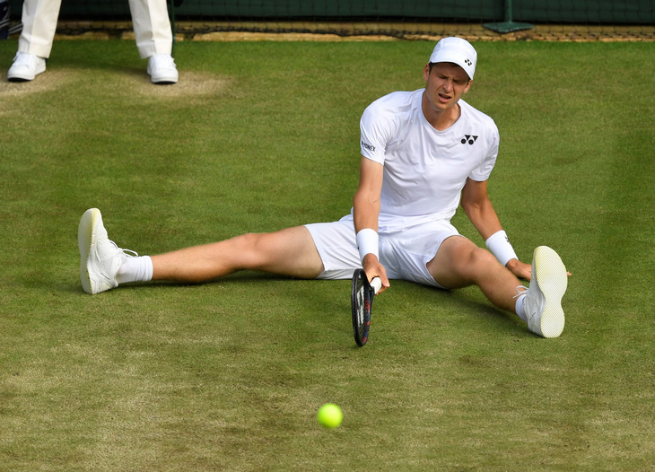 Djokovic nhẹ nhàng vào vòng 4 Wimbledon - Ảnh 2.