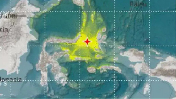 Động đất mạnh ngoài biển, Indonesia phát cảnh báo sóng thần - Ảnh 1.