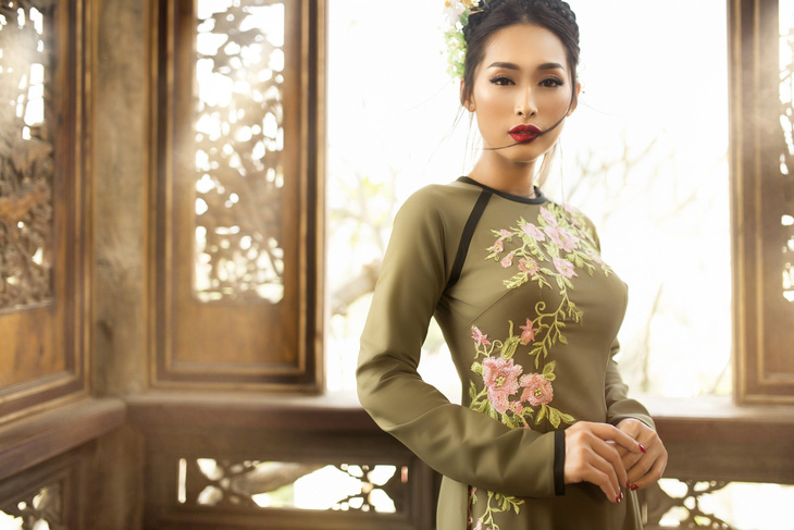 Võ Việt Chung mang Xuân thì đến Gala Aodai Canada 2019 - Ảnh 3.