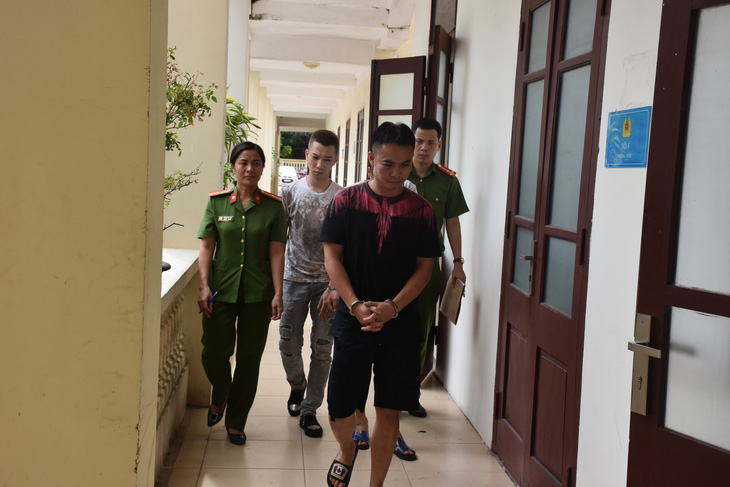 22 thanh niên Hà Nội về Sầm Sơn làm sinh nhật quay cuồng với ma túy - Ảnh 1.