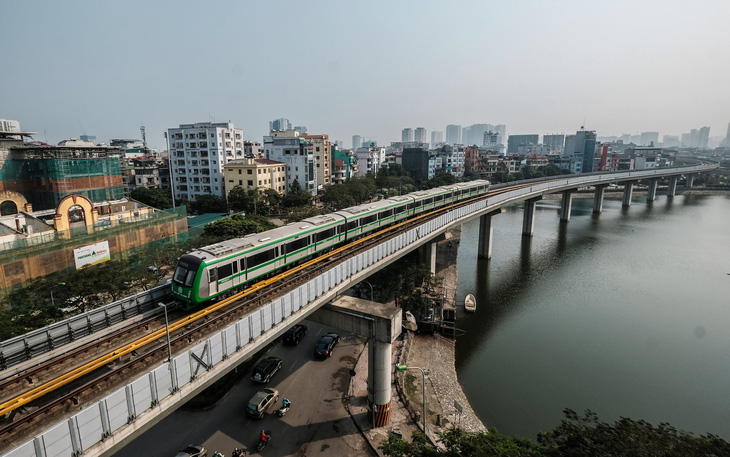 Tạm dừng dự án đường sắt đô thị Hà Nội do doanh nghiệp đầu tư để chờ cơ chế - Ảnh 1.