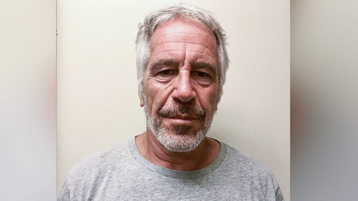 Pháp y xác nhận tỉ phú Epstein đã treo cổ tự tử trong tù - Ảnh 1.