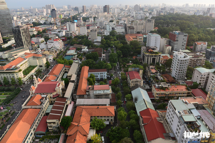 Bí thư Nguyễn Thiện Nhân: Kinh tế TP.HCM phát triển nhưng cây xanh lạc hậu - Ảnh 1.