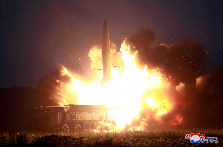 Lo ngại tên lửa từ Triều Tiên, Hàn Quốc mua thêm radar, thiết bị đánh chặn - Ảnh 1.