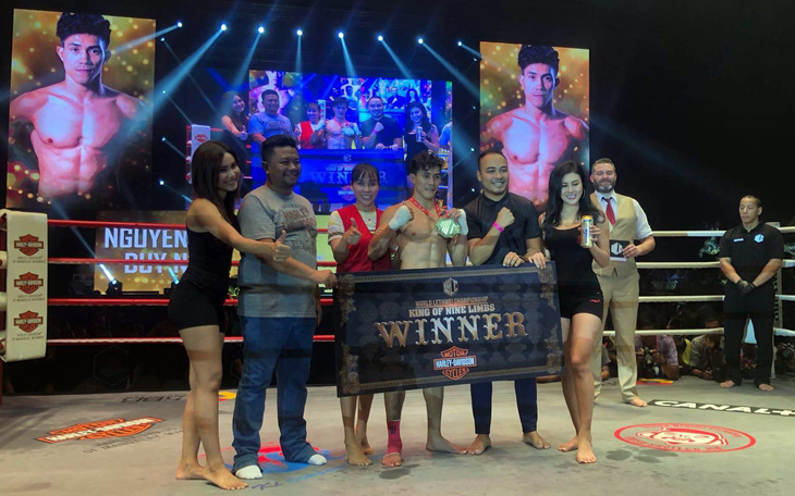 Thua giải Muay thế giới, võ sĩ Nguyễn Trần Duy Nhất thắng ở giải chuyên nghiệp