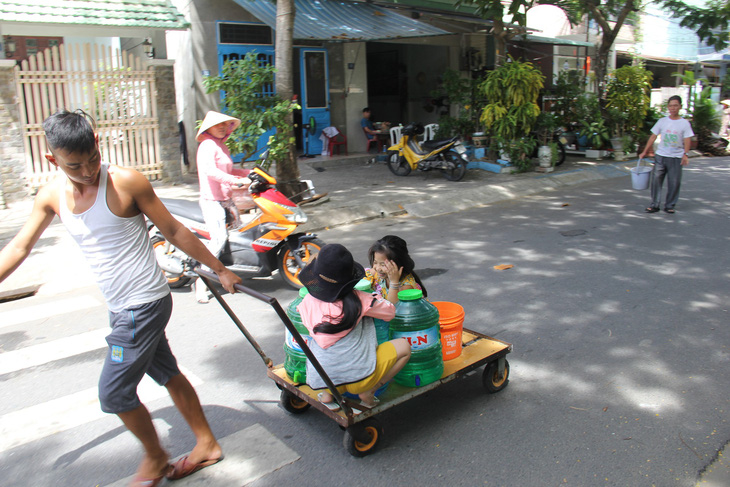 Thủy điện dừng phát để lấy nước cứu khát cho Đà Nẵng - Ảnh 7.