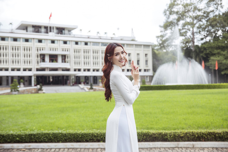 Hoa hậu Phan Thị Mơ: Mình nổi tiếng thì phải góp sức quảng bá du lịch nhiều hơn - Ảnh 2.