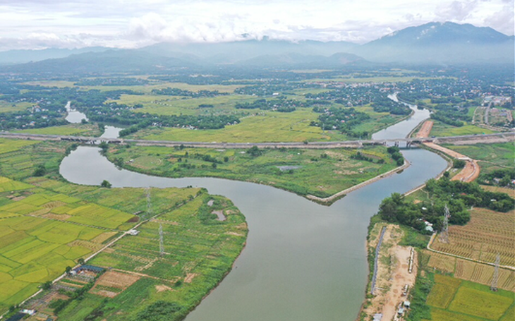Nước sông nhiễm mặn cao hơn dù ... Đà Nẵng có "mưa vàng"