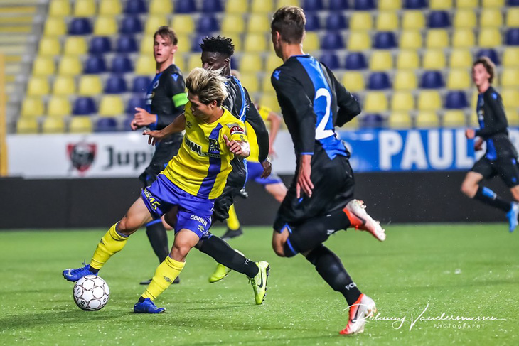 Ảnh Công Phượng đá chính tả xung hữu đột cùng đội U21 Sint Truiden - Ảnh 1.