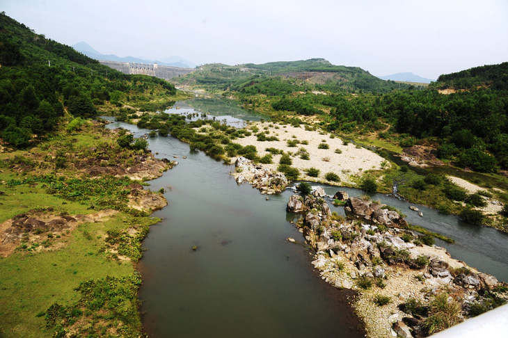  Dùng nước thủy điện để đẩy mặn sông Hàn, sông Thu Bồn như muối bỏ biển - Ảnh 1.