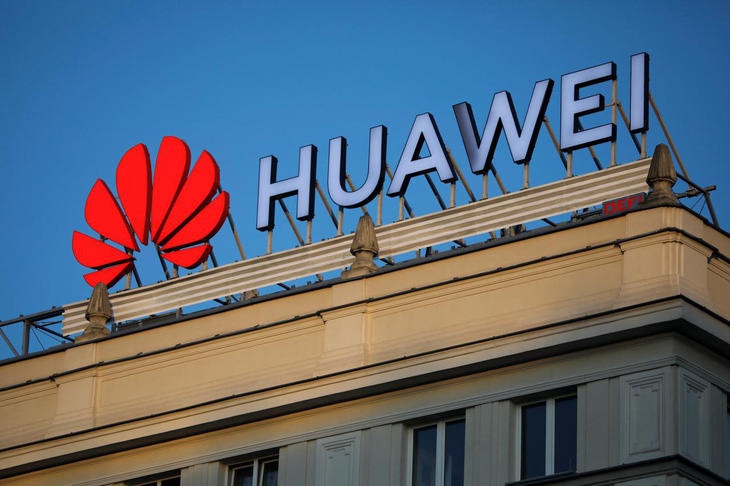 Bất lợi trong thiết lập tiêu chuẩn 5G, Mỹ nới luật cấm làm ăn với Huawei - Ảnh 1.