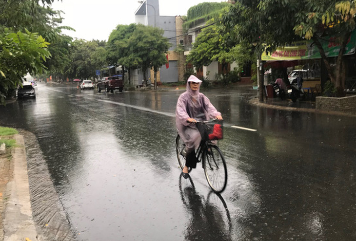 Bão mang mưa giải nguy, Đà Nẵng chưa vội đắp đập - Ảnh 3.