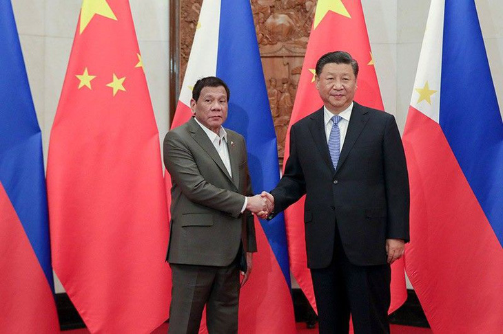Ông Duterte nói với ông Tập: Hợp tác giải quyết tranh chấp Biển Đông thay vì đối đầu - Ảnh 1.