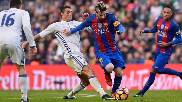 Ronaldo hy vọng sẽ ăn tối cùng Messi trong tương lai - Ảnh 2.