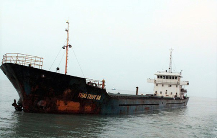 Đã vớt được 10 thuyền viên tàu Thái Thụy 88 bị chìm trong bão - Ảnh 1.
