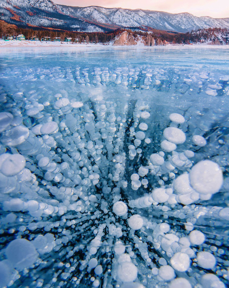 Thăm hồ nước ngọt sâu nhất, lâu đời nhất thế giới - Ảnh 6.