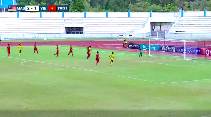 Phòng ngự quá tệ, U15 Việt Nam thua Malaysia ở bán kết Giải U15 Đông Nam Á - Ảnh 1.