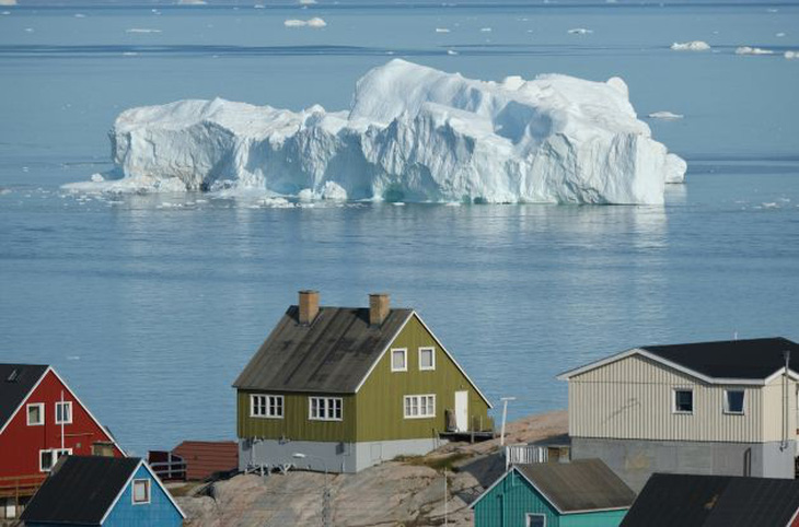 Nắng nóng khủng khiếp, Greenland mất 197 tỉ tấn băng trong một tháng - Ảnh 2.