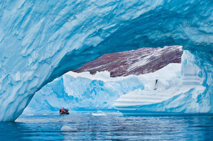 Nắng nóng khủng khiếp, Greenland mất 197 tỉ tấn băng trong một tháng - Ảnh 5.