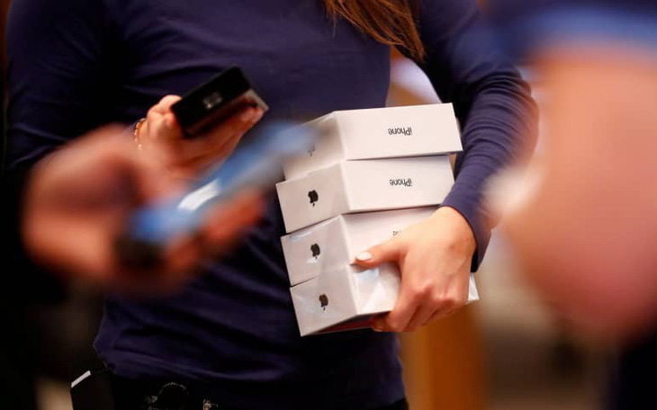 Đợt thuế mới của Mỹ lên Trung Quốc hiệu lực trưa nay, Apple gặp áp lực?