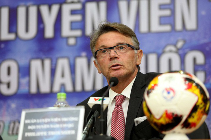 HLV Philippe Troussier: Tôi cũng giống trợ lý của ông Park Hang Seo - Ảnh 2.