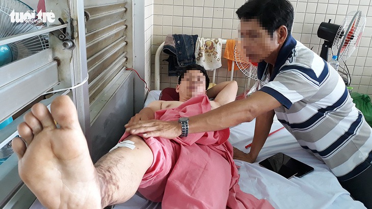 Nguy cơ tử vong khi vào viện cao gấp 10.000 lần đi máy bay - Ảnh 1.