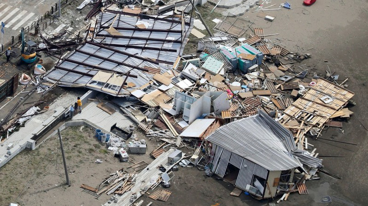 1 tuần sau bão, 80.000 hộ gia đình Nhật vẫn chưa có điện - Ảnh 4.