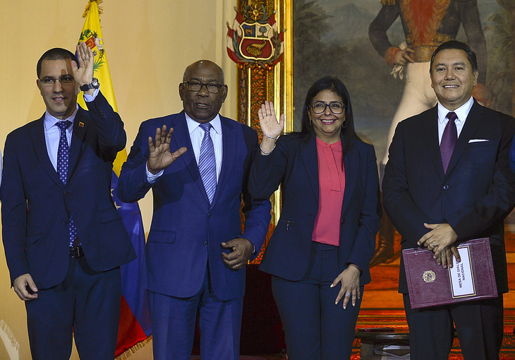 Venezuela kêu gọi Mỹ khôi phục quan hệ ngoại giao - Ảnh 1.