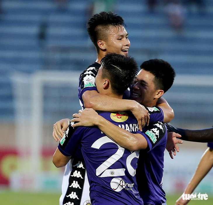 Hà Nội lên ngôi vương V-League 2019 trước 2 vòng đầu - Ảnh 3.