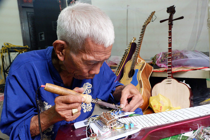 Lửa nghề truyền mãi ngàn sau - Kỳ 3: Một đời tứ tuyệt cầm - Ảnh 2.