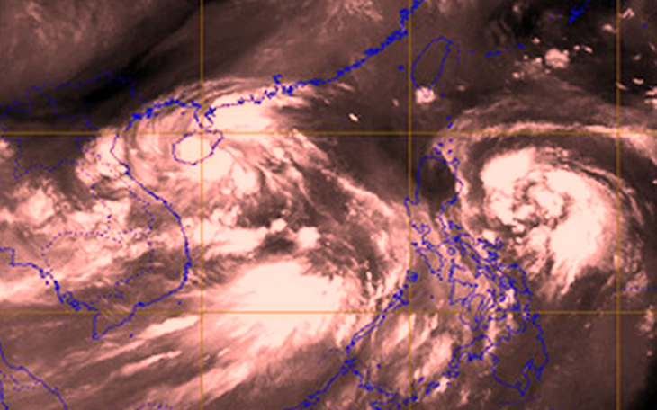 3 áp thấp dồn dập trên biển, miền Trung đối mặt mưa gió dị thường - Ảnh 1.