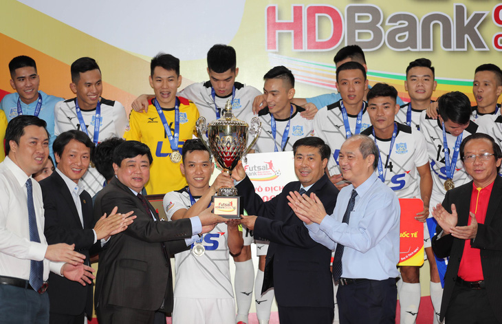 Giải futsal HDBank VĐQG ngày càng thu hút khán giả - Ảnh 1.