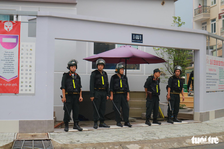 Cảnh sát khám xét công ty con, chi nhánh của Alibaba ở TP.HCM - Ảnh 5.