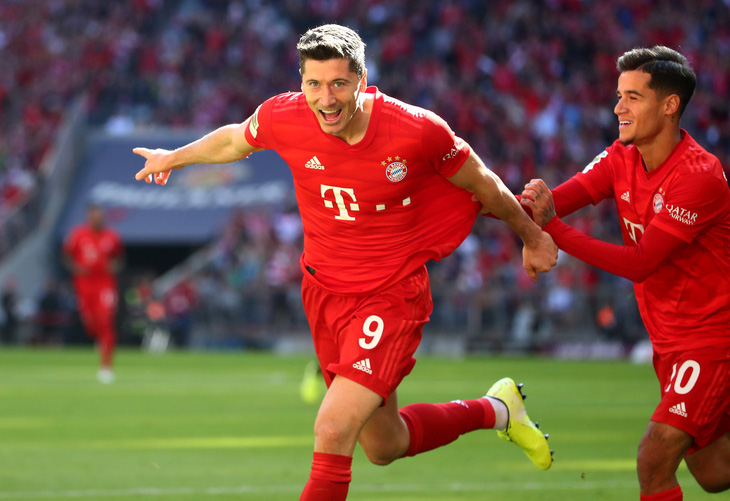 Lewandowski lập cú đúp, Bayern Munich thắng dễ 10 người Cologne - Ảnh 1.