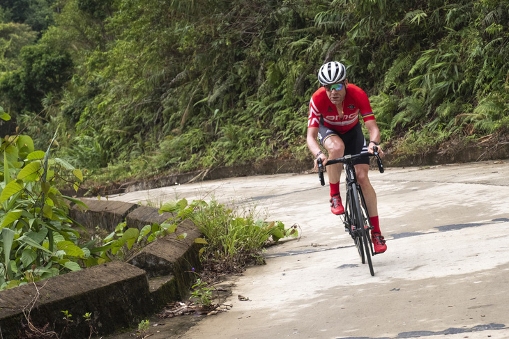 Cựu vô địch Tour De France: Tôi muốn đạp xe xuyên Việt - Ảnh 1.