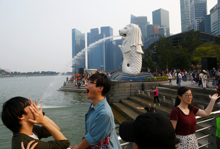 7 tượng sư tử biển Merlion ở Singapore có gì đặc biệt? - Ảnh 2.