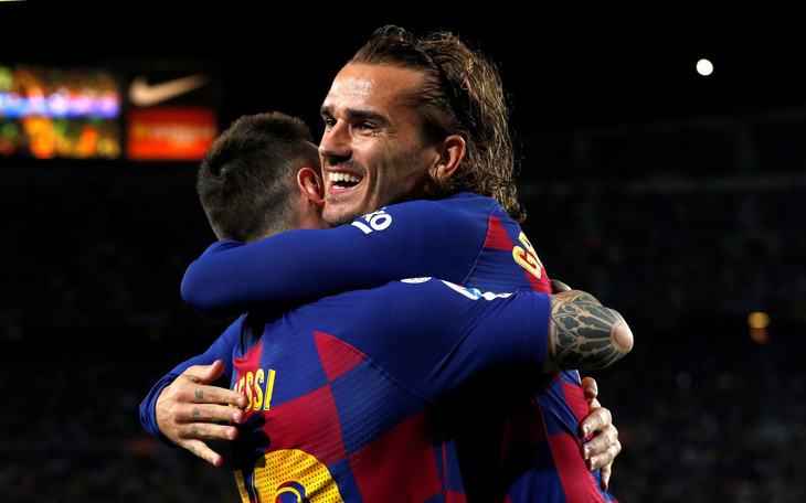 Griezmann ghi bàn, Messi chấn thương, Barca thắng chật vật Villarreal