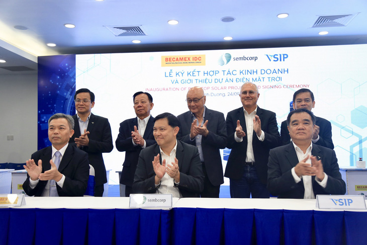 Bình Dương hợp tác Singapore phát triển năng lượng mặt trời - Ảnh 2.