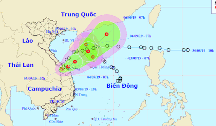 Áp thấp nhiệt đới đổ bộ đất liền rồi quay ra biển, có thể mạnh thành bão - Ảnh 1.