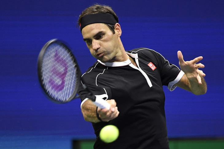 Thắng ngược ‘tàu tốc hành’, ‘tiểu Federer’ vào bán kết Mỹ mở rộng - Ảnh 1.