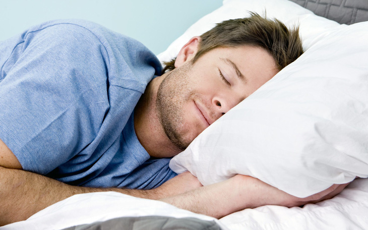 Ngủ dưới 6 giờ hoặc trên 9 giờ mỗi ngày tăng nguy cơ nhồi máu cơ tim