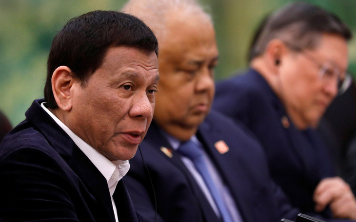 Ông Duterte không hài lòng khi ông Tập nói Biển Đông là 