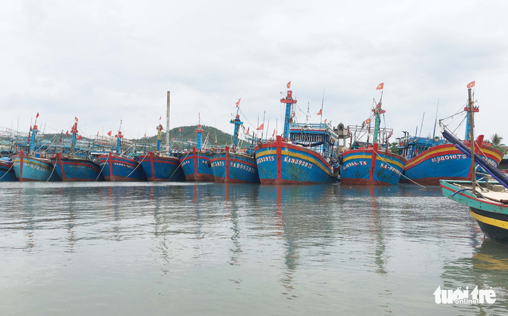 Tàu cá Nghệ An chìm ở Quảng Bình, 6 ngư dân mất tích - Ảnh 1.