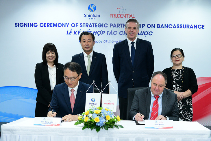 Prudential Việt Nam và Ngân hàng Shinhan ký kết hợp tác chiến lược - Ảnh 1.