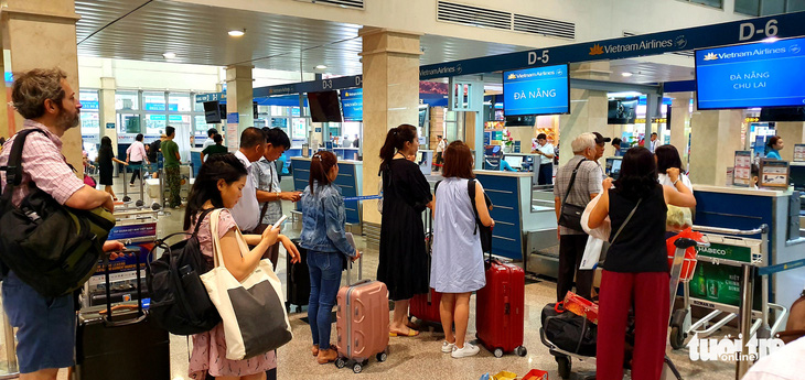 Vietnam Airlines tăng thêm 56 chuyến bay dịp Tết Nguyên đán - Ảnh 1.