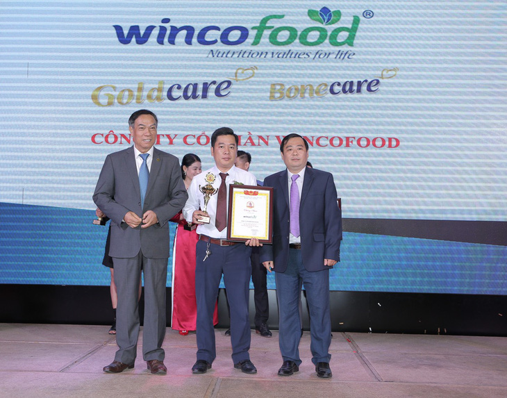 Wincofood nhận Top 10 Thương hiệu được tín nhiệm 2020 - Ảnh 1.