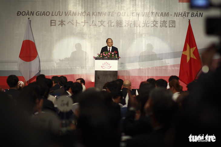 Tổng thư ký Đảng Dân chủ tự do Nhật Bản trồng sen cổ, thắt chặt quan hệ Việt - Nhật - Ảnh 2.
